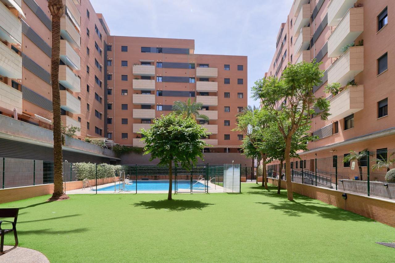 Alterhome Apartamento Con Piscina Maria Zambrano Malaga Exterior photo